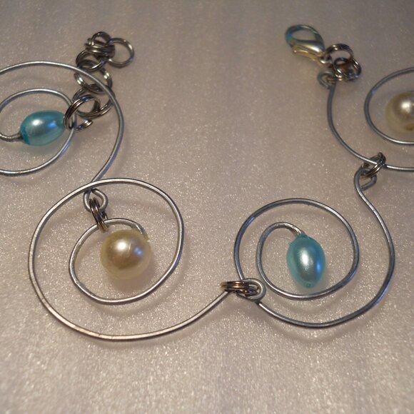 Swirl Pearl Bracelet 12-30 - Picture 1 of 2